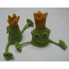 Crown Frog with feet 